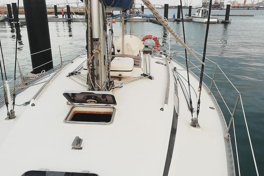 Boat-Apartamento Flotante Cadiz.. La Juanita Arroyo Exterior photo